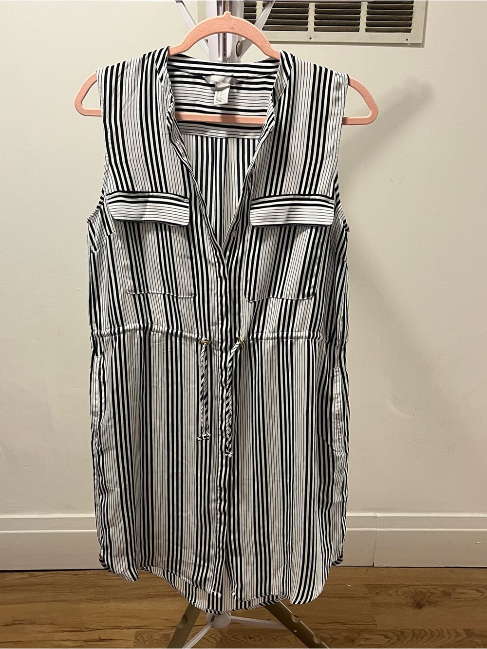 H&M Sleeveless Black & White Striped Shirt Dress size 10 pockets